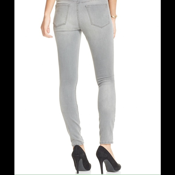 - 🆕🎉HP🎉 👖 JESSICA SIMPSON SKINNY JEANS 🎉 - Picture 2 of 4